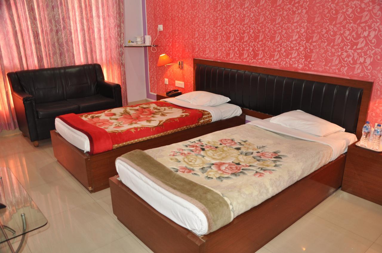 Hotel Dooars Mountain Alipur Duar Esterno foto