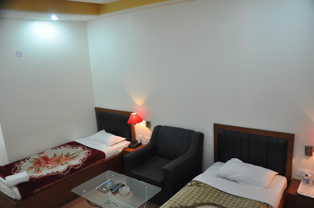 Hotel Dooars Mountain Alipur Duar Esterno foto