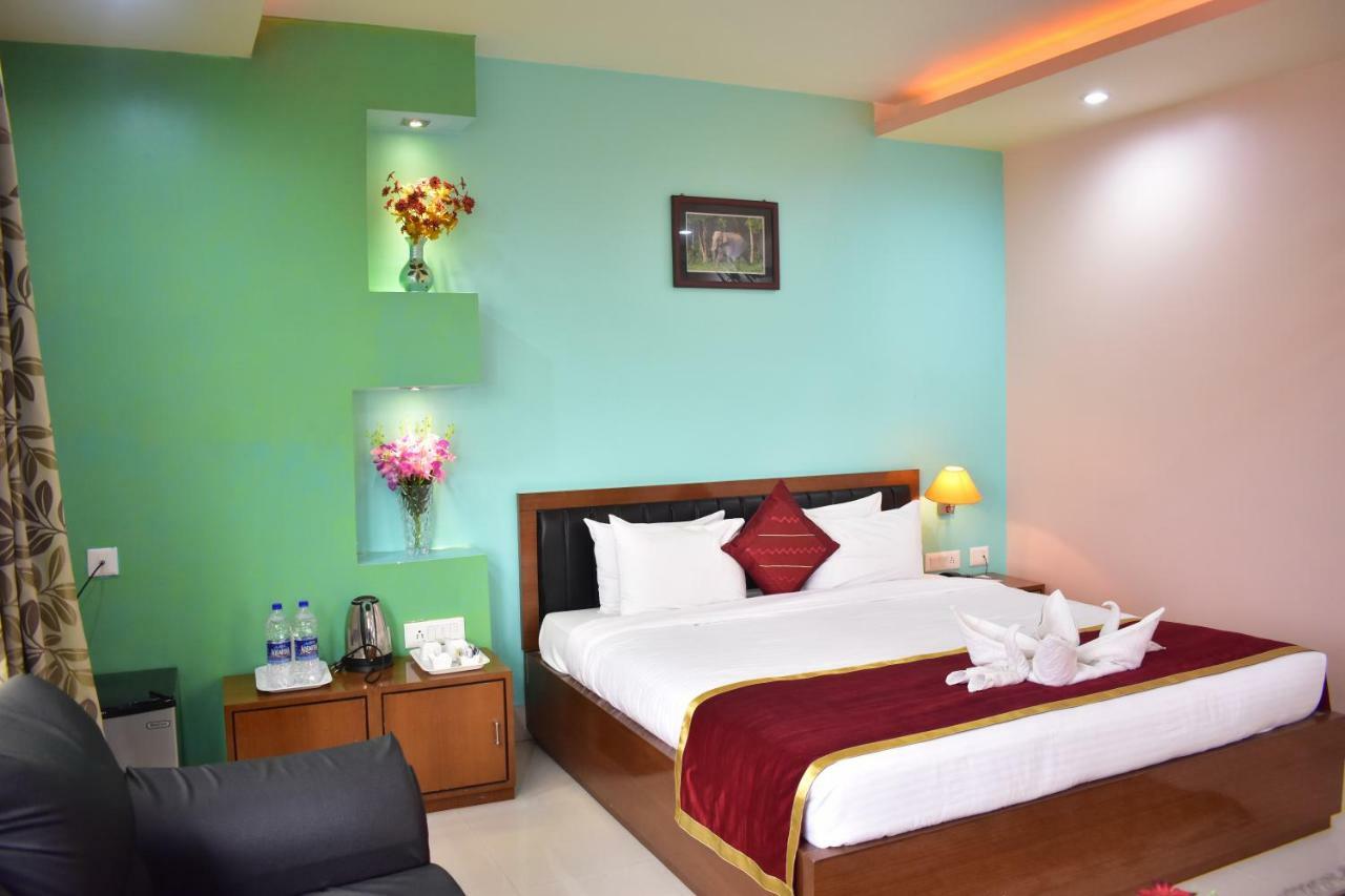 Hotel Dooars Mountain Alipur Duar Esterno foto