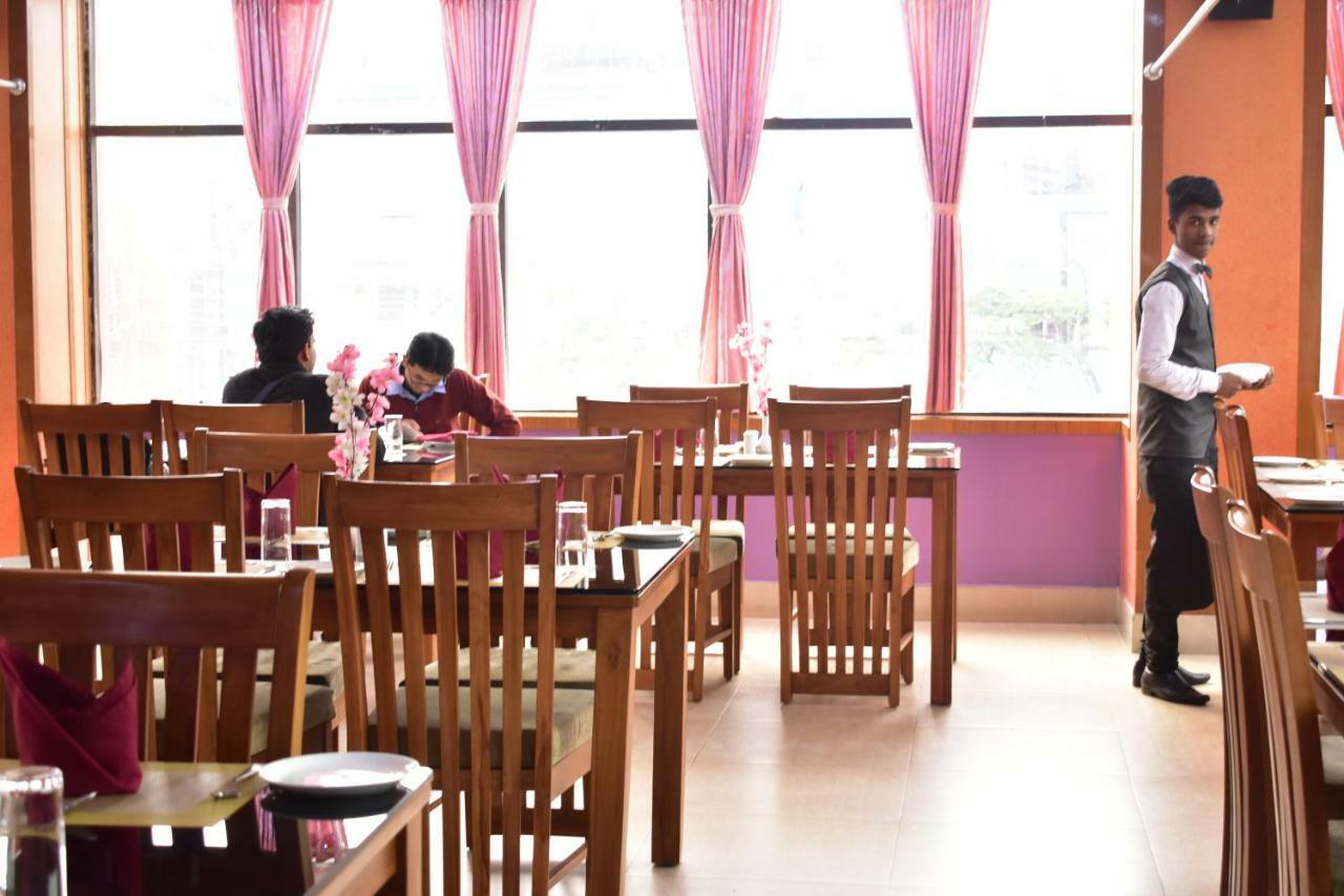 Hotel Dooars Mountain Alipur Duar Esterno foto