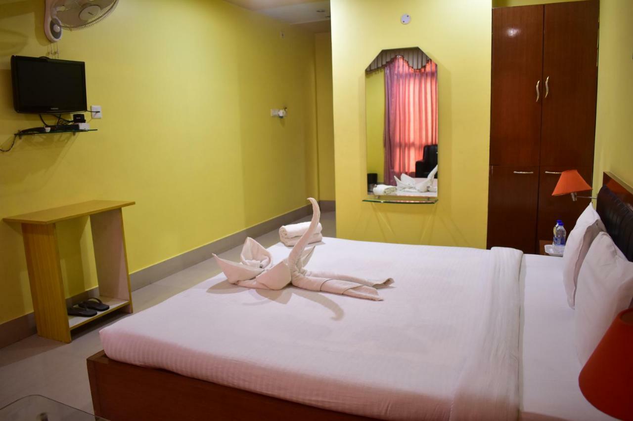 Hotel Dooars Mountain Alipur Duar Esterno foto
